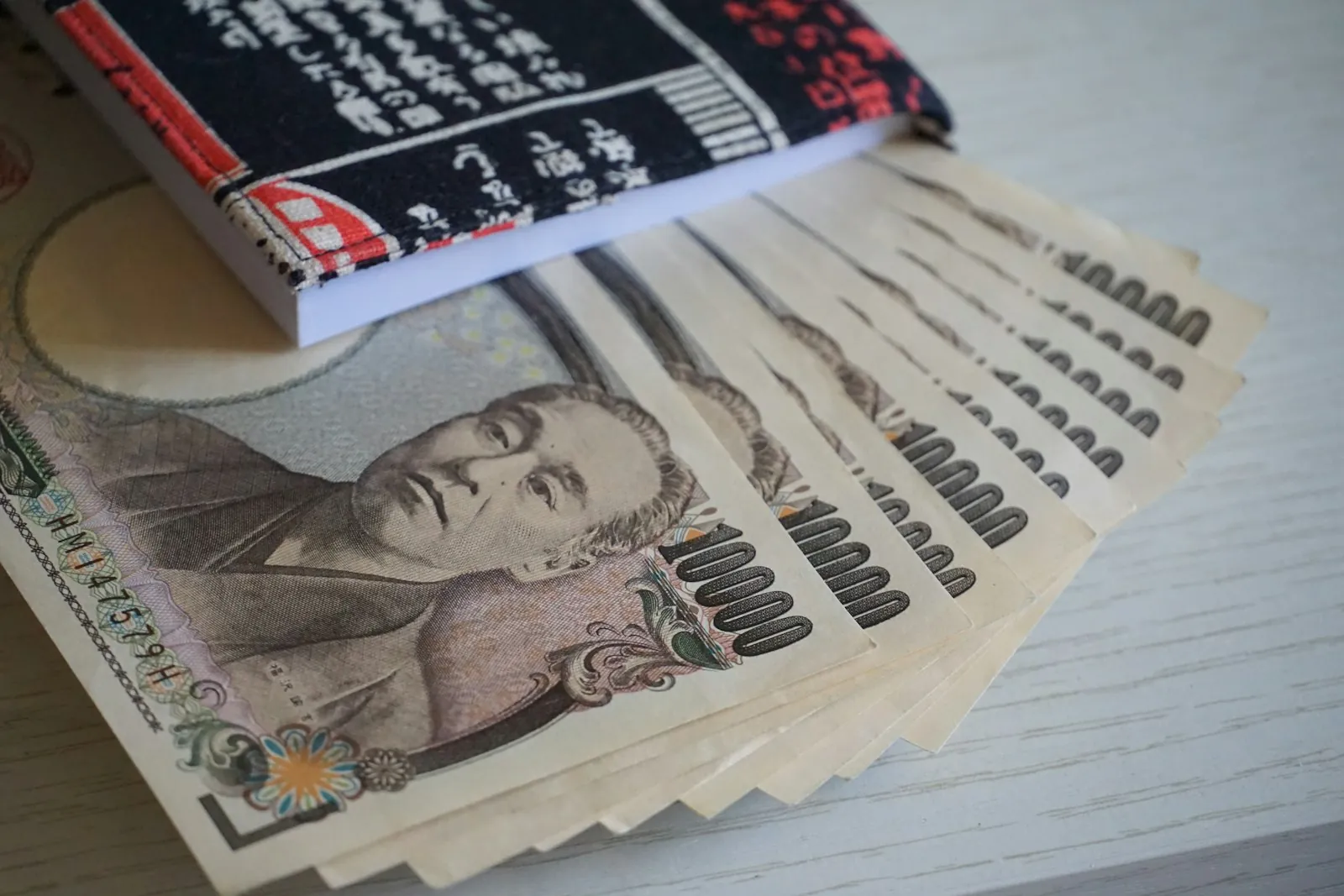 Japanese yen banknotes